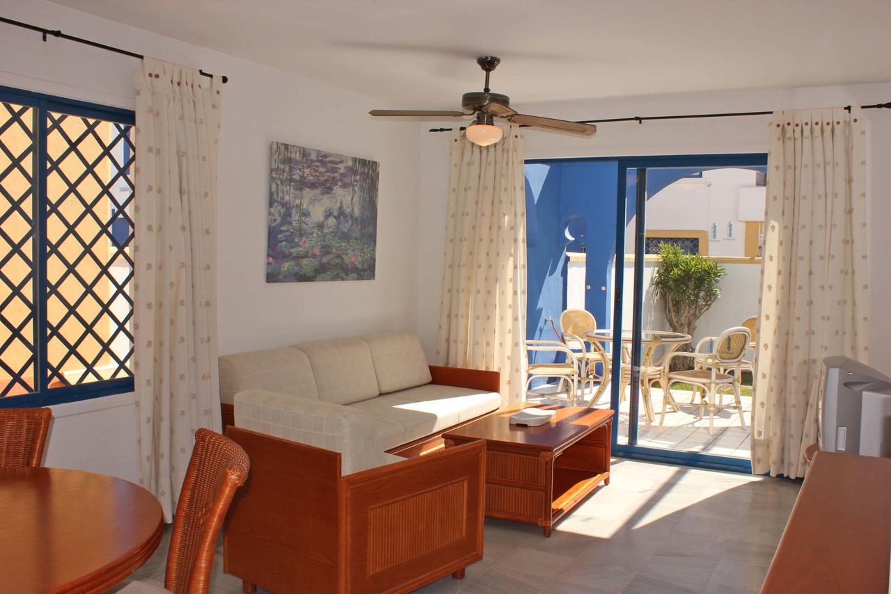 Apartamentos El Minarete Ροκέτας ντε Μαρ Εξωτερικό φωτογραφία